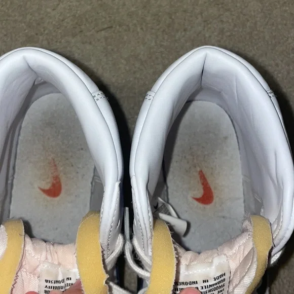 ‼️SOLD‼️ Nike high top blazers women’s size 9.5 - Picture 12 of 13